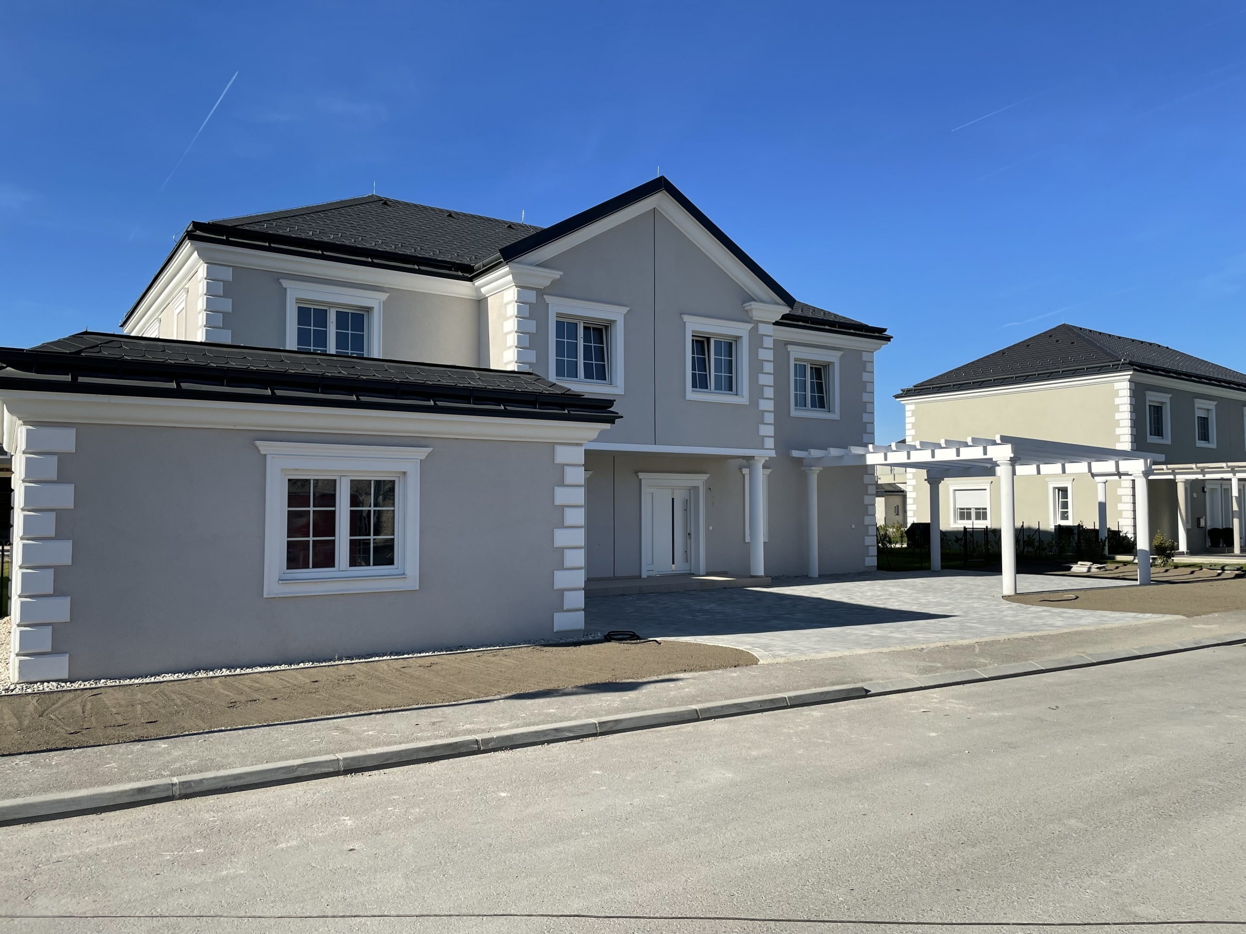 F2835EED-2591-478B-A1BA-F326B89AB0A0